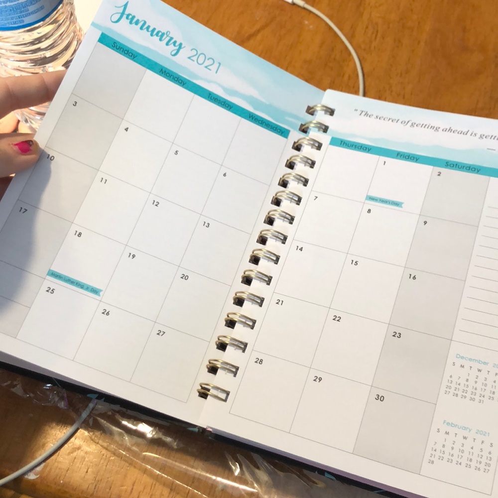 New! 2021 planner - Picture 5 of 9